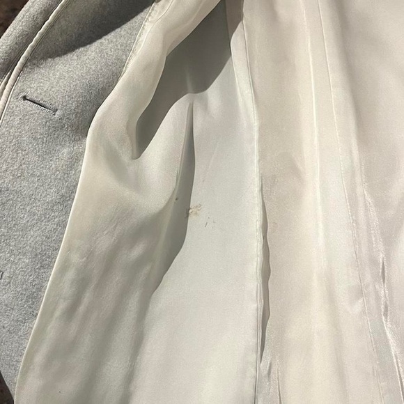 Babaton Trench Coat - Picture 5 of 5